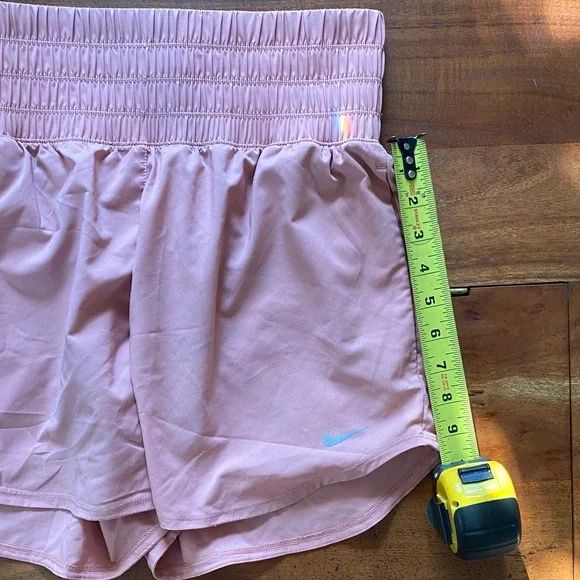 📞LAST CALL📞 Nike Women's Dri-Fit Running shorts - Picture 6 of 8